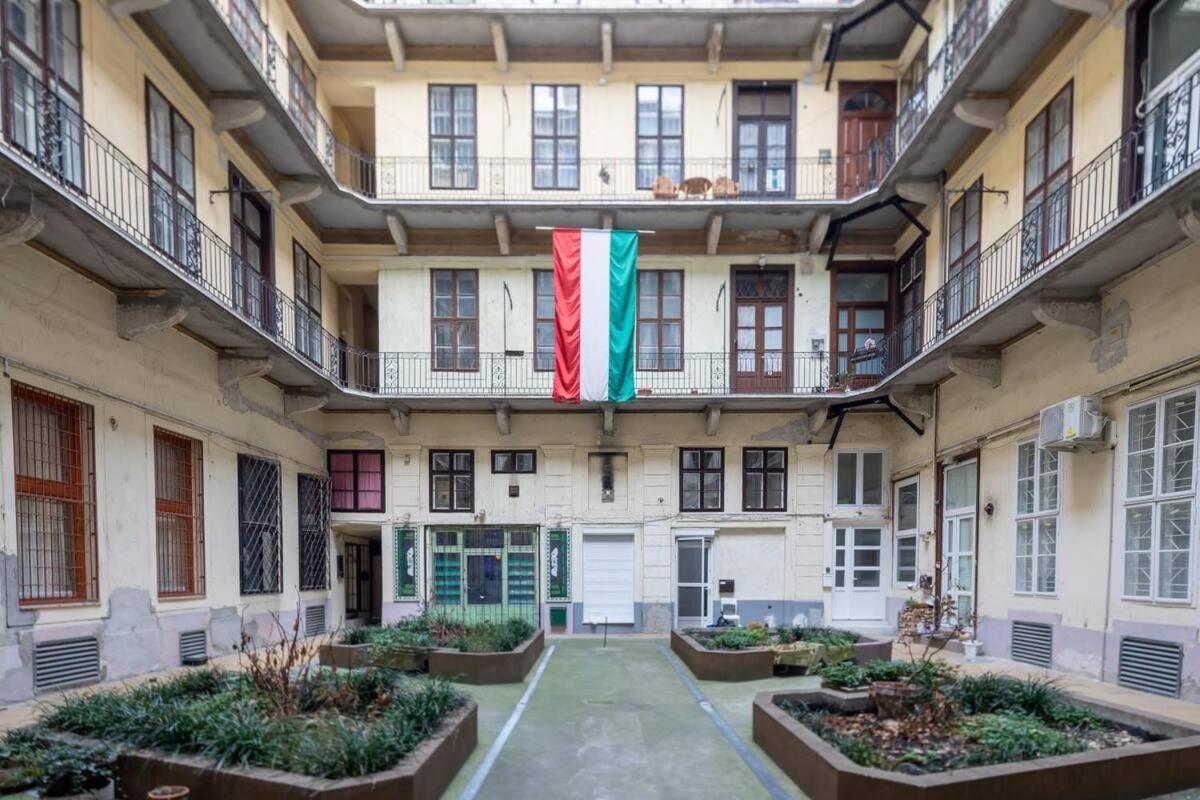 בודפשט Vamhaz Boulevard Apartments מראה חיצוני תמונה