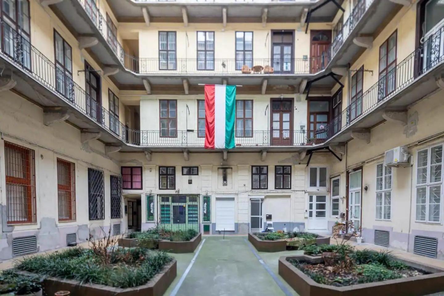 בודפשט Vamhaz Boulevard Apartments מראה חיצוני תמונה