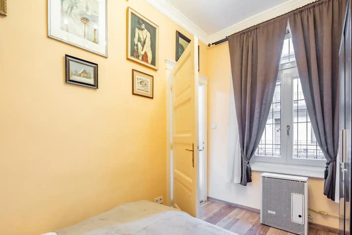 בודפשט Vamhaz Boulevard Apartments מראה חיצוני תמונה